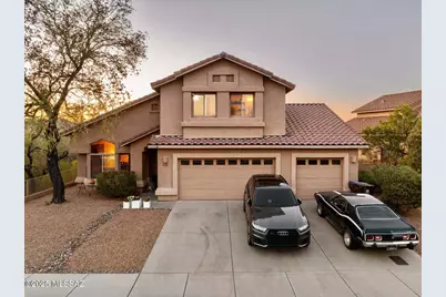 7975 N Higgins Feather Drive, Tucson, AZ 85743 - Photo 2