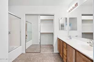 519 W Cedar Chase Dr, Green Valley, AZ 85614 - Photo 36