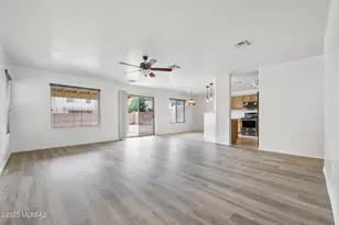 519 W Cedar Chase Dr, Green Valley, AZ 85614 - Photo 18