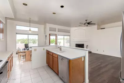 6697 N Shadow Run Drive, Tucson, AZ 85704 - Photo 12