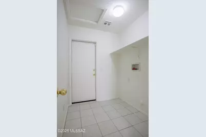 7871 W Sacramento Hill Drive, Tucson, AZ 85743 - Photo 36