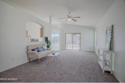 7871 W Sacramento Hill Drive, Tucson, AZ 85743 - Photo 4