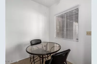 1810 E Blacklidge Drive #123, Tucson, AZ 85719 - Photo 6
