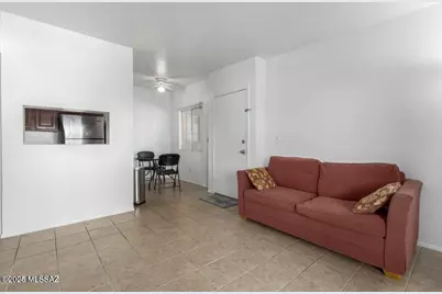 1810 E Blacklidge Drive #123, Tucson, AZ 85719 - Photo 4