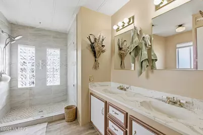 12625 W Cactus Ridge Drive, Tucson, AZ 85735 - Photo 18