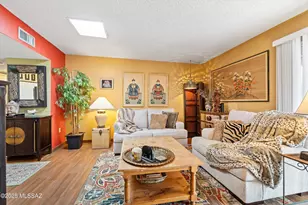 1381 W Calle Mendoza, Green Valley, AZ 85622 - Photo 16