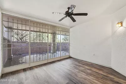 988 W Calle De Emilia, Green Valley, AZ 85614 - Photo 28