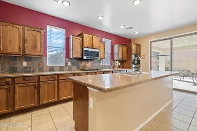 717 W Camino Tunera, Sahuarita, AZ 85629 - Photo 12
