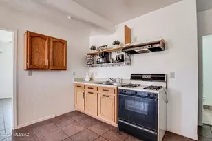 2502 S Park Ave, Tucson, AZ 85713 - Photo 4