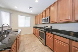 10478 S Cutting Horse Dr, Vail, AZ 85641 - Photo 12