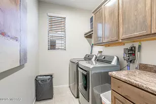 2230 E Thunder Blf Dr, Green Valley, AZ 85614 - Photo 38