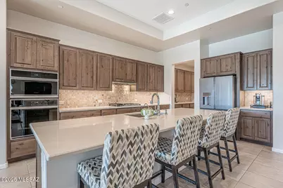 2230 E Thunder Bluff Drive, Green Valley, AZ 85614 - Photo 10