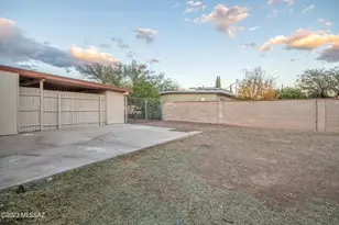 7026 E Calle Ileo, Tucson, AZ 85710 - Photo 24