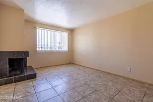 1620 N Wilmot Rd, Tucson, AZ 85712 - Photo 2