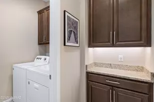 209 E Brookdale Way, Oro Valley, AZ 85755 - Photo 24