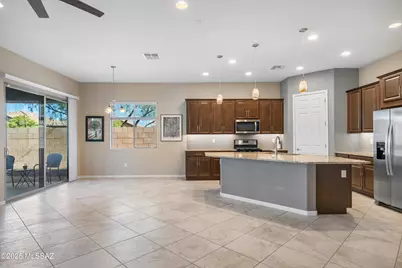 209 E Brookdale Way, Oro Valley, AZ 85755 - Photo 10