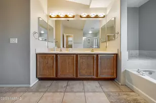 7631 S Laurel Willow Dr, Tucson, AZ 85747 - Photo 18