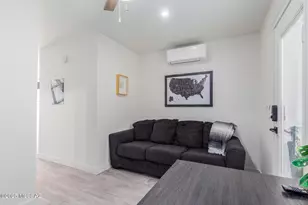 2238 E Grant Rd, Tucson, AZ 85719 - Photo 8