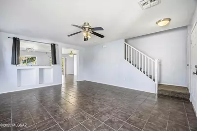 7015 S Dunnock Drive, Tucson, AZ 85756 - Photo 8