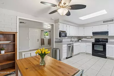 1440 S Perlman Avenue, Tucson, AZ 85710 - Photo 8