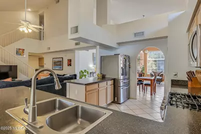 9831 N Western Fork Trail, Tucson, AZ 85742 - Photo 10