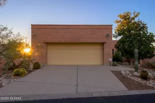 8701 N Coral Ridge Loop, Tucson, AZ 85704 - Photo 2