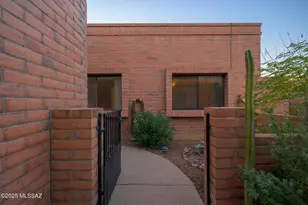 8701 N Coral Ridge Loop, Tucson, AZ 85704 - Photo 6