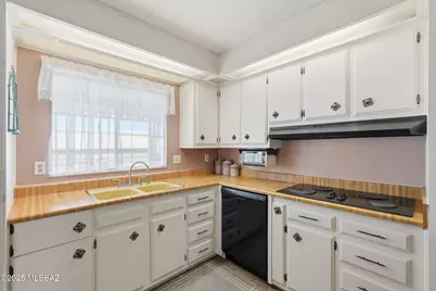 167 W Cedro Drive, Green Valley, AZ 85614 - Photo 10