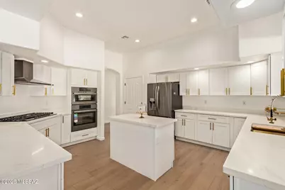 975 N Canyon Moonlight Place, Tucson, AZ 85745 - Photo 18