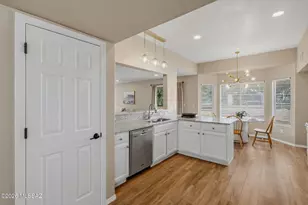 11143 N Divot Dr, Tucson, AZ 85737 - Photo 6