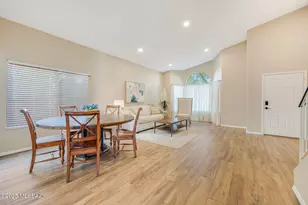 11143 N Divot Dr, Tucson, AZ 85737 - Photo 14