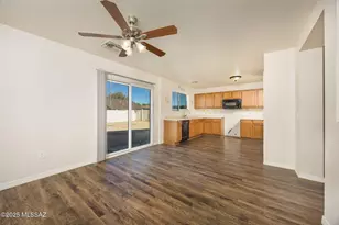 8296 W Redshank Dr, Tucson, AZ 85757 - Photo 6