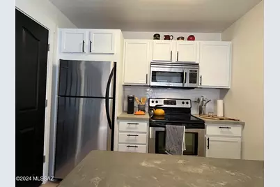 5751 N Kolb Road #33202, Tucson, AZ 85750 - Photo 4