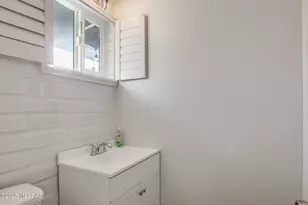 7542 E 38th St, Tucson, AZ 85730 - Photo 32