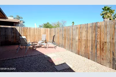 2766 W Daffodil Place, Tucson, AZ 85745 - Photo 20