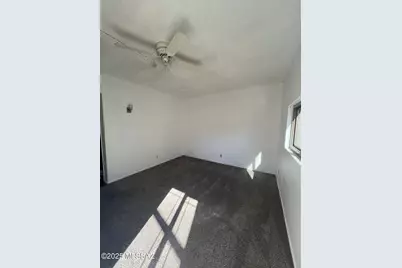 8141 E Daniella Circle, Tucson, AZ 85715 - Photo 12