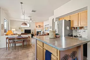 8869 E Penstemon Dr, Tucson, AZ 85715 - Photo 6