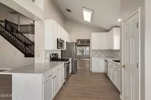 10706 N Sand Canyon Pl, Oro Valley, AZ 85737 - Photo 10