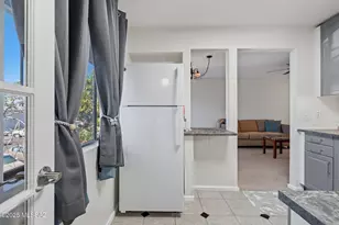 1366 S Avenida Polar, Tucson, AZ 85710 - Photo 12