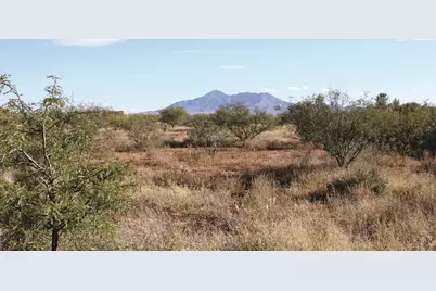 10300 Vista Montanas Road #4, Hereford, AZ 85615 - Photo 18