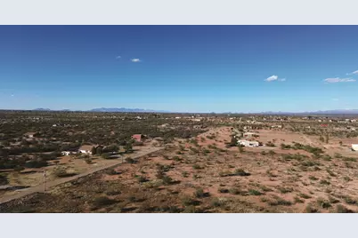 10300 Vista Montanas Road #4, Hereford, AZ 85615 - Photo 8