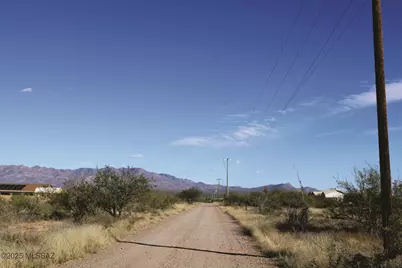 10300 Vista Montanas Road #4, Hereford, AZ 85615 - Photo 2