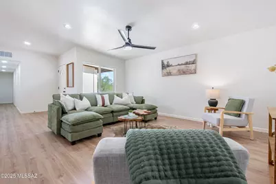 2610 W Medici Drive, Tucson, AZ 85741 - Photo 12
