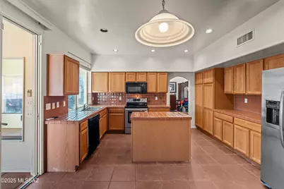 1928 Circulo Mexicali, Rio Rico, AZ 85648 - Photo 20