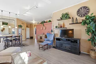 567 W Parkwood Ct, Green Valley, AZ 85614 - Photo 4