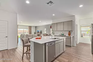 8662 W Soaptree Yucca Pl, Marana, AZ 85653 - Photo 12