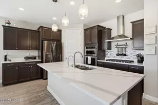 11994 N Renoir Way, Marana, AZ 85742 - Photo 10