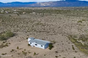 12529 S High Noon Trail, Vail, AZ 85641 - Photo 2