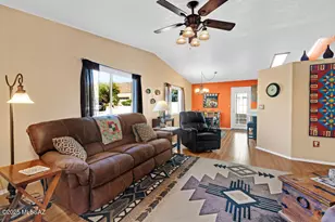 2051 S Doubletree Ln, Tucson, AZ 85713 - Photo 8