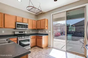 6891 W Leeward Cove Way, Tucson, AZ 85757 - Photo 16